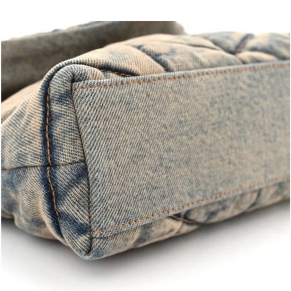 Saint Laurent Denim toy puffer bag - Picture 5 of 11